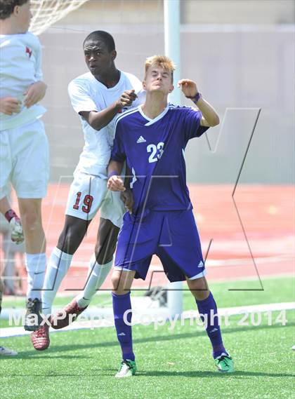 Thumbnail 2 in Liberty vs. Hallsville (UIL 4A Region 2 Semifinal) photogallery.