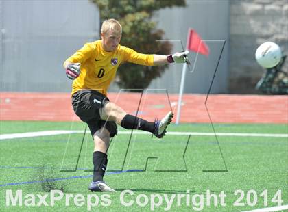 Thumbnail 3 in Liberty vs. Hallsville (UIL 4A Region 2 Semifinal) photogallery.