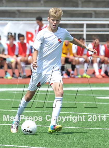Thumbnail 2 in Liberty vs. Hallsville (UIL 4A Region 2 Semifinal) photogallery.