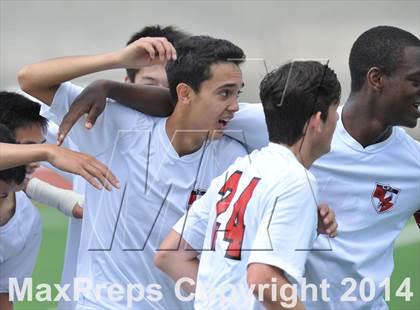 Thumbnail 2 in Liberty vs. Hallsville (UIL 4A Region 2 Semifinal) photogallery.