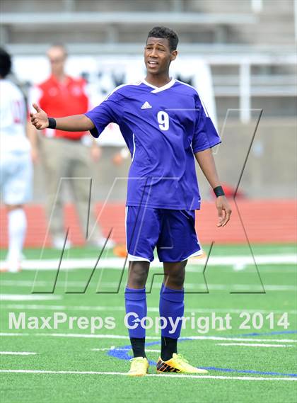 Thumbnail 2 in Liberty vs. Hallsville (UIL 4A Region 2 Semifinal) photogallery.