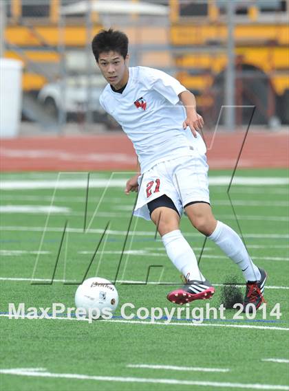 Thumbnail 2 in Liberty vs. Hallsville (UIL 4A Region 2 Semifinal) photogallery.