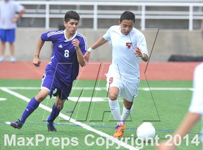 Thumbnail 2 in Liberty vs. Hallsville (UIL 4A Region 2 Semifinal) photogallery.