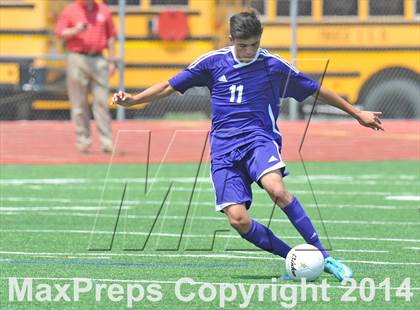 Thumbnail 1 in Liberty vs. Hallsville (UIL 4A Region 2 Semifinal) photogallery.