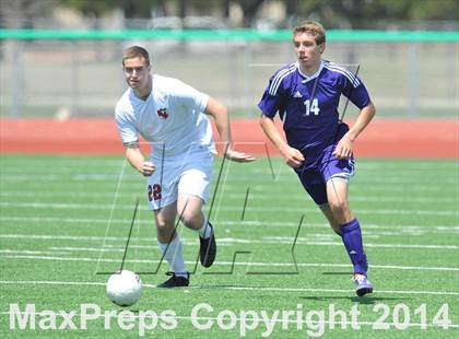 Thumbnail 3 in Liberty vs. Hallsville (UIL 4A Region 2 Semifinal) photogallery.