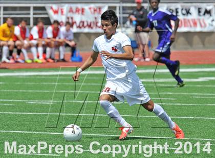 Thumbnail 1 in Liberty vs. Hallsville (UIL 4A Region 2 Semifinal) photogallery.