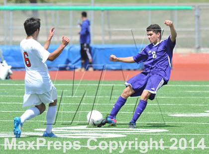 Thumbnail 1 in Liberty vs. Hallsville (UIL 4A Region 2 Semifinal) photogallery.