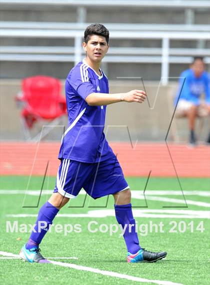 Thumbnail 1 in Liberty vs. Hallsville (UIL 4A Region 2 Semifinal) photogallery.