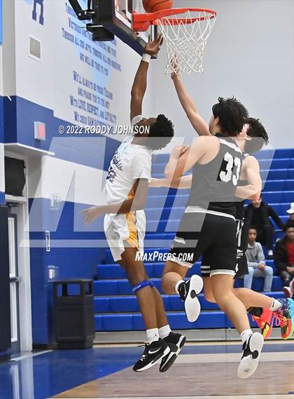 Thumbnail 2 in Clark @ Fort Bend Elkins (McDonald's Texas Invitational) photogallery.