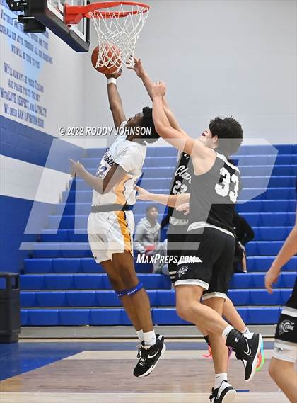 Thumbnail 3 in Clark @ Fort Bend Elkins (McDonald's Texas Invitational) photogallery.