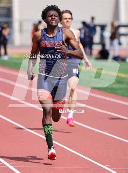Thumbnail 1 in Herd Roundup @ Elk Grove photogallery.
