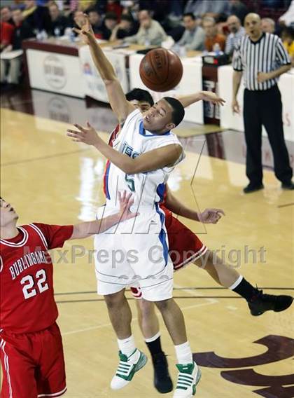 Thumbnail 1 in Burlingame vs. Sacred Heart Cathedral (CIF CCS D3 Final) photogallery.