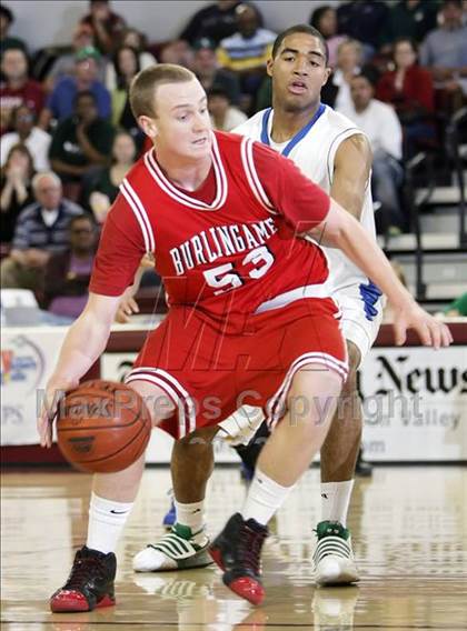 Thumbnail 3 in Burlingame vs. Sacred Heart Cathedral (CIF CCS D3 Final) photogallery.