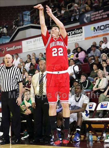 Thumbnail 2 in Burlingame vs. Sacred Heart Cathedral (CIF CCS D3 Final) photogallery.