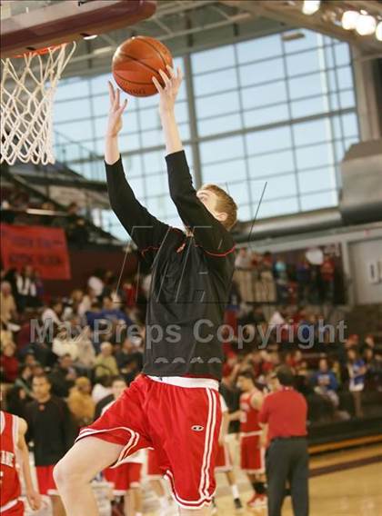 Thumbnail 2 in Burlingame vs. Sacred Heart Cathedral (CIF CCS D3 Final) photogallery.