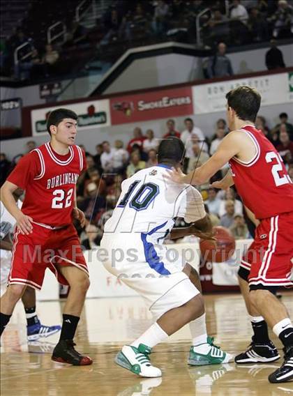 Thumbnail 1 in Burlingame vs. Sacred Heart Cathedral (CIF CCS D3 Final) photogallery.