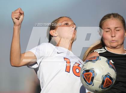 Thumbnail 1 in Brighton vs. Bountiful (UHSAA 5A Semifinal) photogallery.