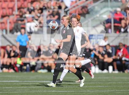 Thumbnail 2 in Brighton vs. Bountiful (UHSAA 5A Semifinal) photogallery.