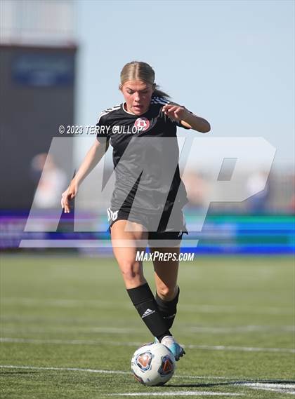 Thumbnail 2 in Brighton vs. Bountiful (UHSAA 5A Semifinal) photogallery.