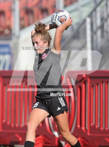 Thumbnail 1 in Brighton vs. Bountiful (UHSAA 5A Semifinal) photogallery.