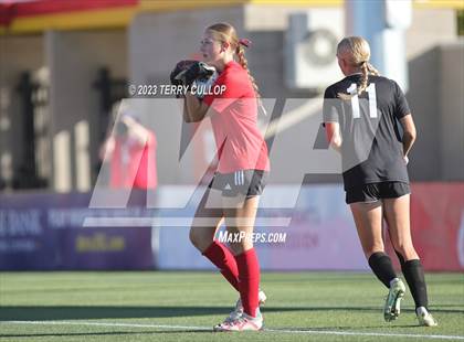Thumbnail 1 in Brighton vs. Bountiful (UHSAA 5A Semifinal) photogallery.