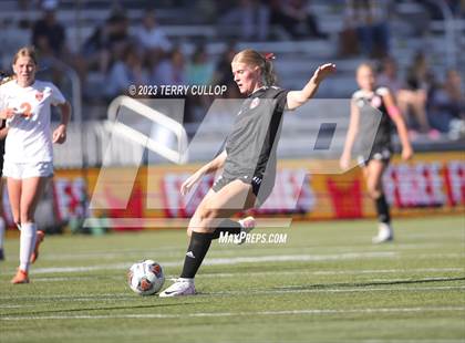 Thumbnail 3 in Brighton vs. Bountiful (UHSAA 5A Semifinal) photogallery.