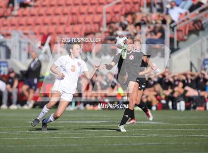 Thumbnail 1 in Brighton vs. Bountiful (UHSAA 5A Semifinal) photogallery.