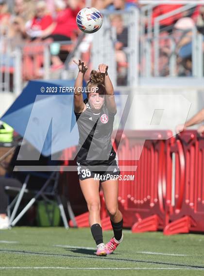 Thumbnail 2 in Brighton vs. Bountiful (UHSAA 5A Semifinal) photogallery.