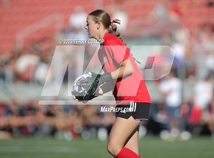 Thumbnail 2 in Brighton vs. Bountiful (UHSAA 5A Semifinal) photogallery.