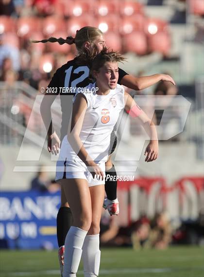 Thumbnail 1 in Brighton vs. Bountiful (UHSAA 5A Semifinal) photogallery.