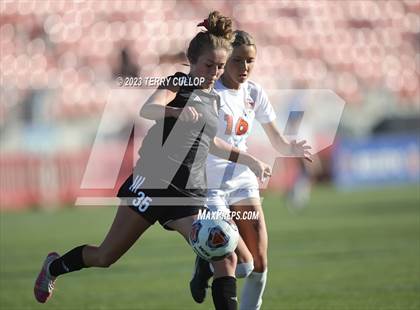 Thumbnail 2 in Brighton vs. Bountiful (UHSAA 5A Semifinal) photogallery.