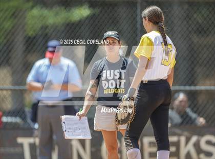 Thumbnail 3 in Richmond Hill vs Sequoyah (GHSA State Championship Semi-Final) photogallery.