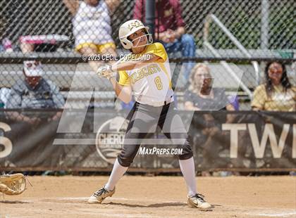 Thumbnail 1 in Richmond Hill vs Sequoyah (GHSA State Championship Semi-Final) photogallery.