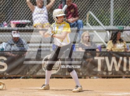 Thumbnail 3 in Richmond Hill vs Sequoyah (GHSA State Championship Semi-Final) photogallery.