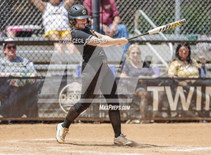 Thumbnail 3 in Richmond Hill vs Sequoyah (GHSA State Championship Semi-Final) photogallery.