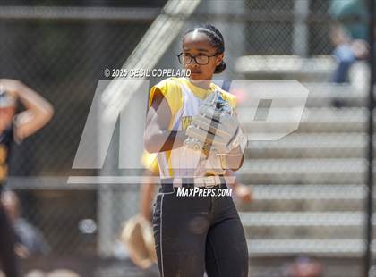 Thumbnail 1 in Richmond Hill vs Sequoyah (GHSA State Championship Semi-Final) photogallery.
