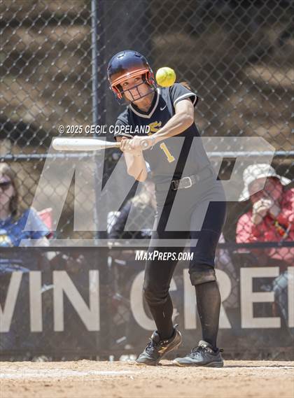 Thumbnail 2 in Richmond Hill vs Sequoyah (GHSA State Championship Semi-Final) photogallery.