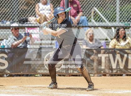 Thumbnail 3 in Richmond Hill vs Sequoyah (GHSA State Championship Semi-Final) photogallery.