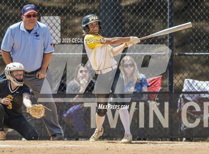 Thumbnail 2 in Richmond Hill vs Sequoyah (GHSA State Championship Semi-Final) photogallery.
