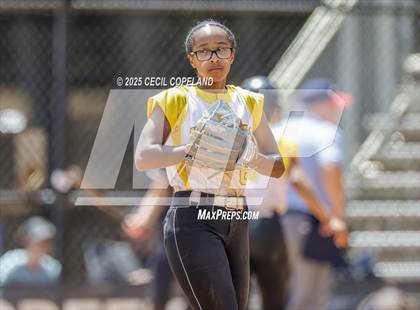 Thumbnail 2 in Richmond Hill vs Sequoyah (GHSA State Championship Semi-Final) photogallery.