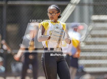 Thumbnail 3 in Richmond Hill vs Sequoyah (GHSA State Championship Semi-Final) photogallery.