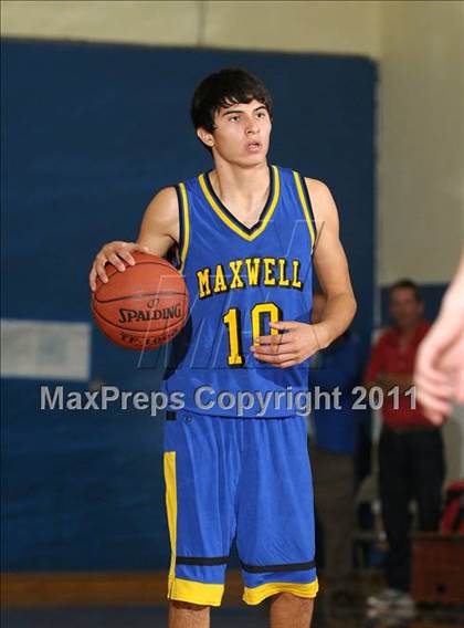 Thumbnail 2 in Maxwell vs. Winters (Pierce Tournament) photogallery.
