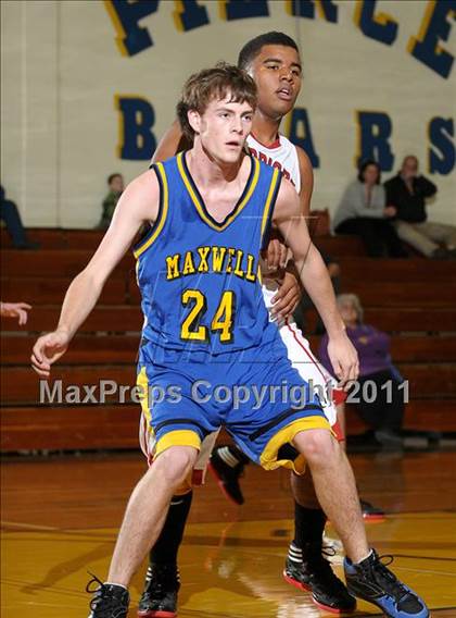 Thumbnail 2 in Maxwell vs. Winters (Pierce Tournament) photogallery.