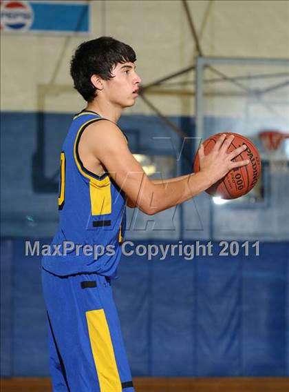 Thumbnail 1 in Maxwell vs. Winters (Pierce Tournament) photogallery.