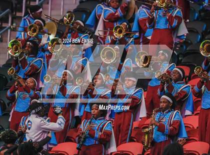 Thumbnail 2 in Burke County vs. Carver (GHSA 2A Championship) photogallery.