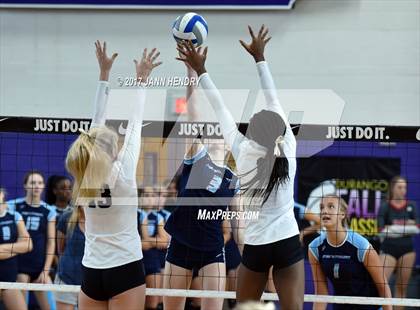 Thumbnail 1 in Archbishop Mitty vs. Marymount (Durango Fall Classic) photogallery.