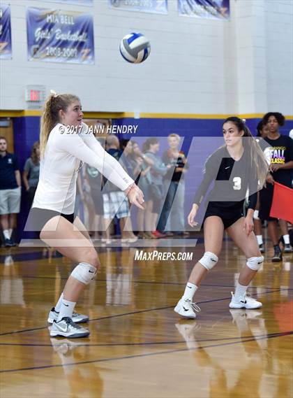 Thumbnail 3 in Archbishop Mitty vs. Marymount (Durango Fall Classic) photogallery.