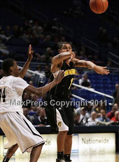 Thumbnail 2 in Sts. Neumann & Goretti vs. Montour (PIAA Class AAA Final) photogallery.