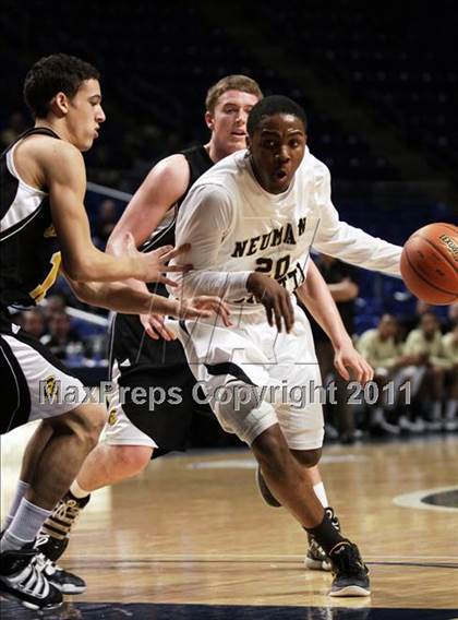 Thumbnail 3 in Sts. Neumann & Goretti vs. Montour (PIAA Class AAA Final) photogallery.