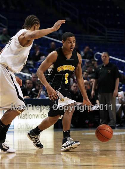 Thumbnail 3 in Sts. Neumann & Goretti vs. Montour (PIAA Class AAA Final) photogallery.